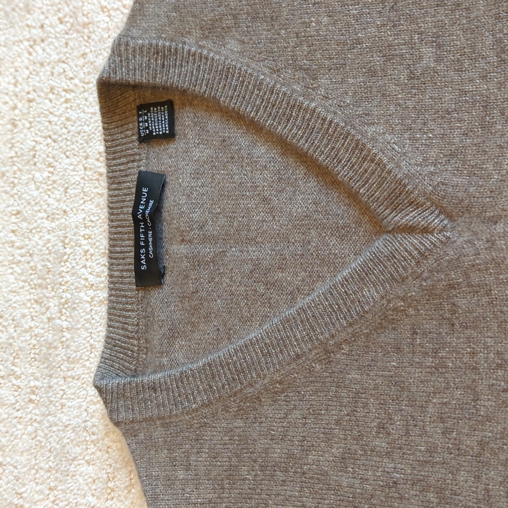 Cashmere Sweater - Picture 2 of 3